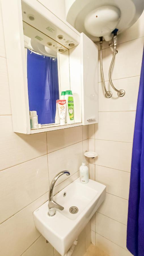 Bascarsija Guesthouse - Private Bath, Tv & Aircon Сараево Екстериор снимка