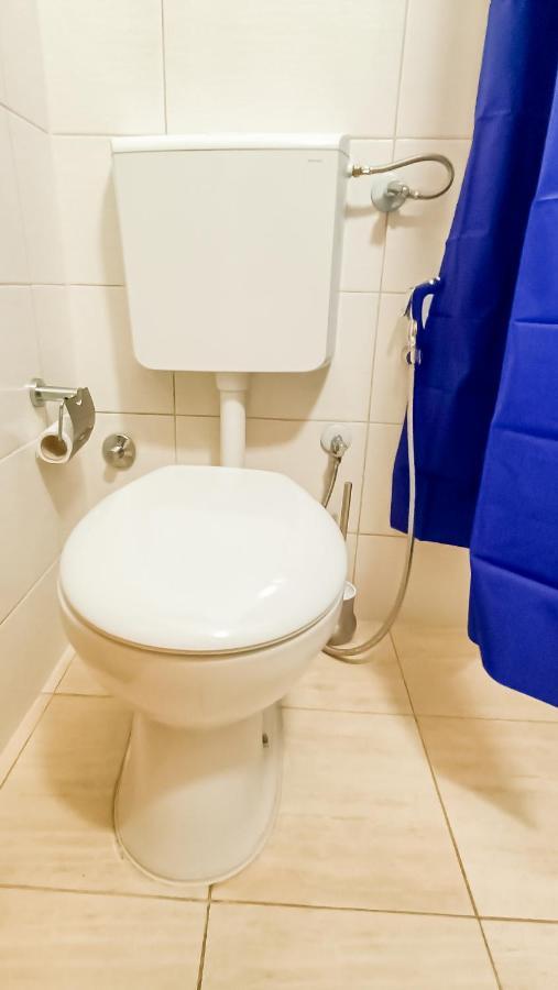 Bascarsija Guesthouse - Private Bath, Tv & Aircon Сараево Екстериор снимка